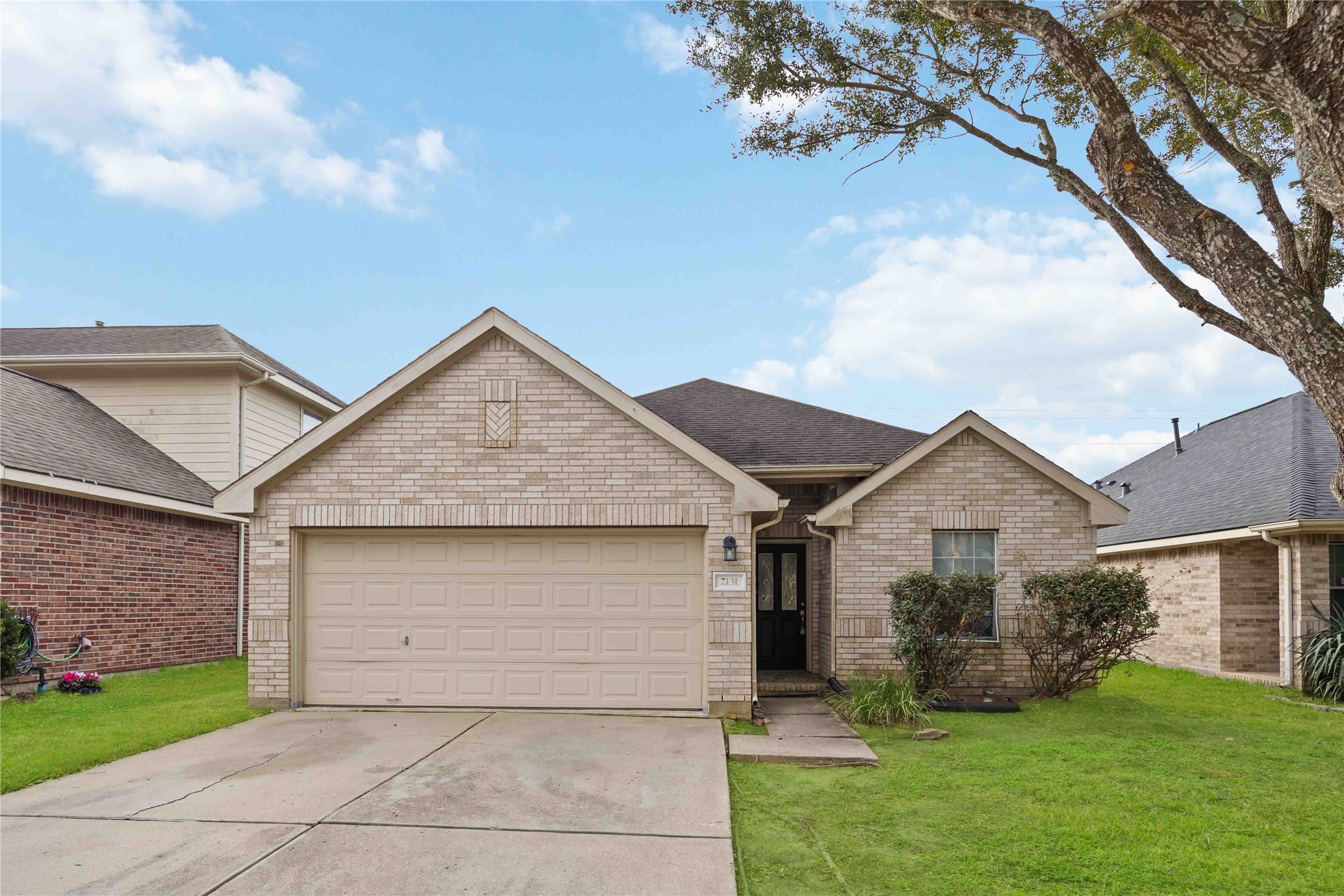 2131 Acorn Glen Trail Fresno TX 77545