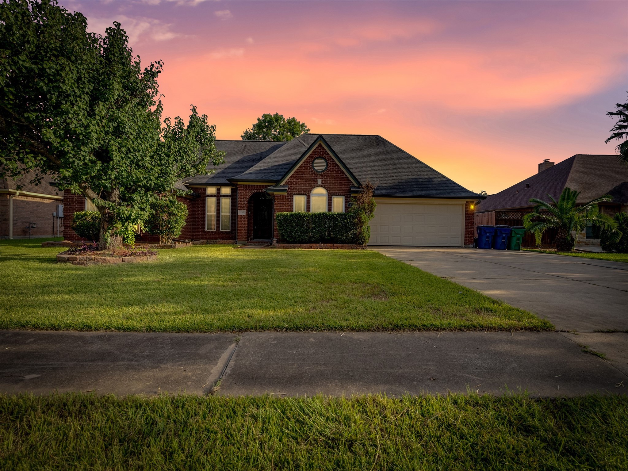 114 Audubon Woods Drive Richwood TX 77531