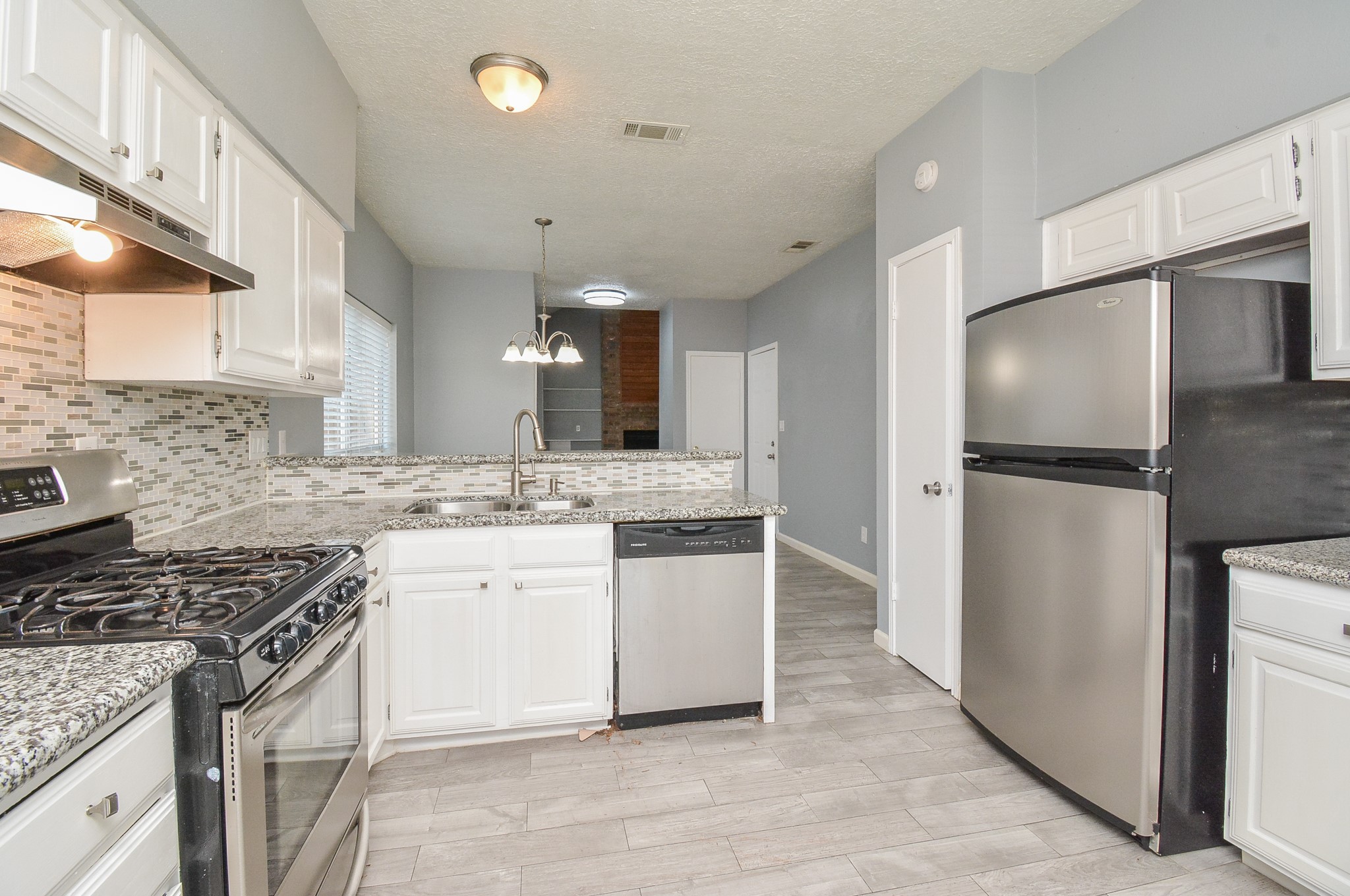 1923 Longmont Circle Missouri City TX 77489