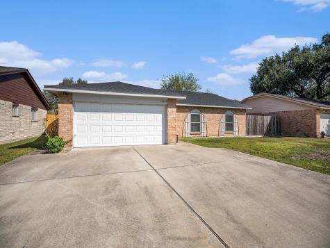 10009 Blue Bird Street La Porte TX 77571
