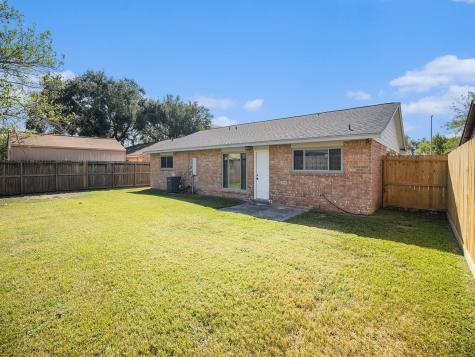 10009 Blue Bird Street La Porte TX 77571