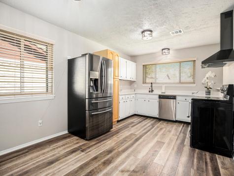 10009 Blue Bird Street La Porte TX 77571