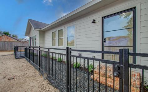4006 Navigation Boulevard Houston TX 77003