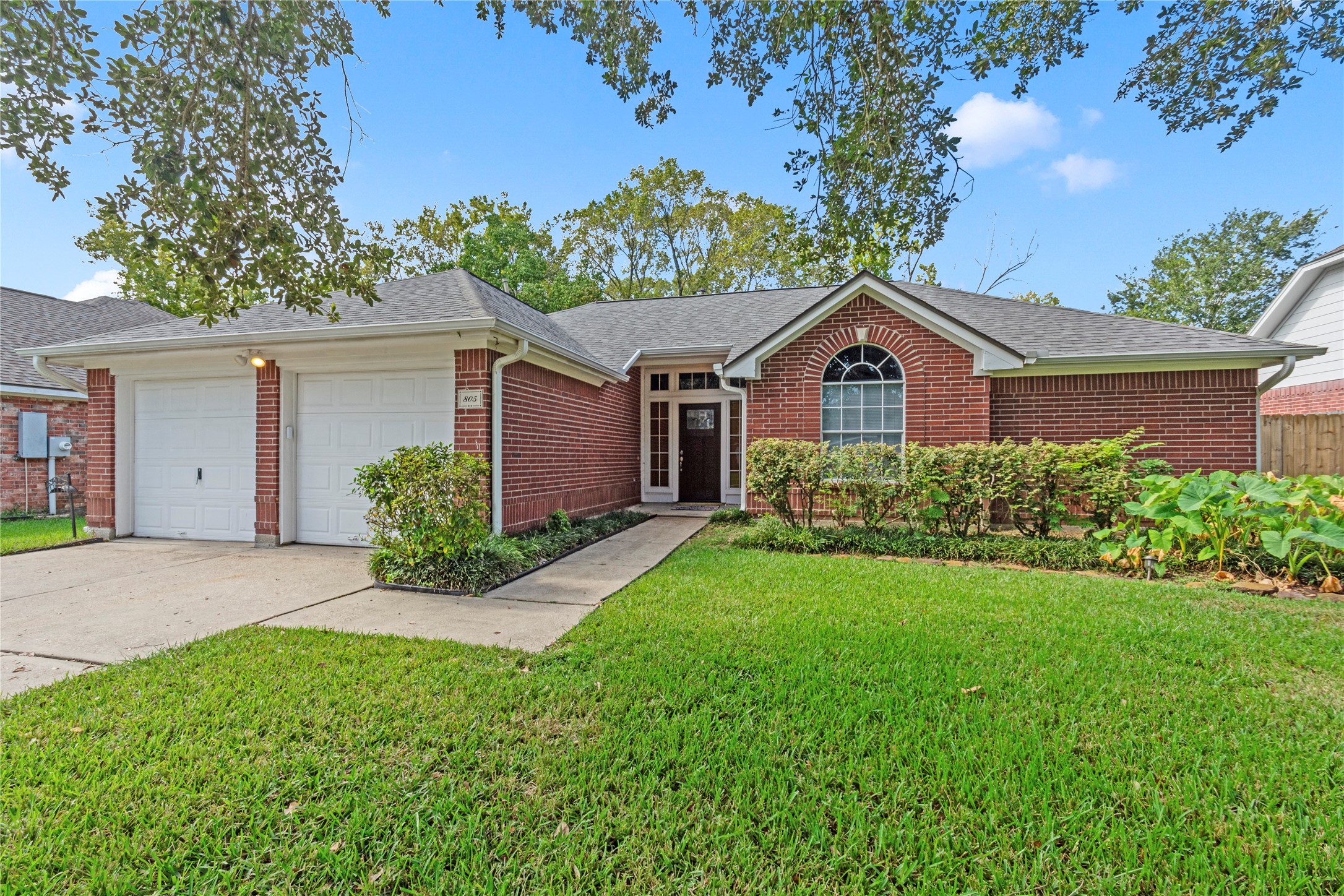 805 Courtland View League City TX 77573