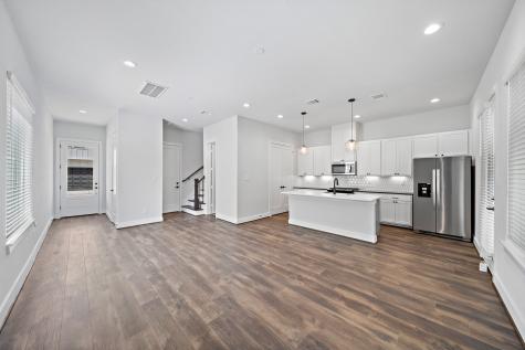 5718 White Magnolia Street Houston TX 77091