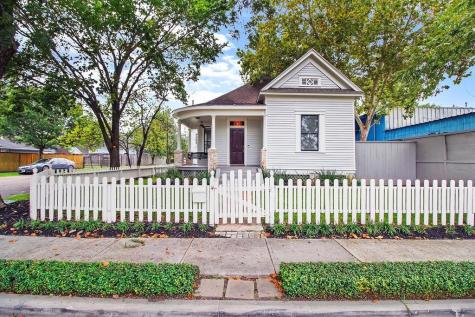 401 Northwood Street Houston TX 77009
