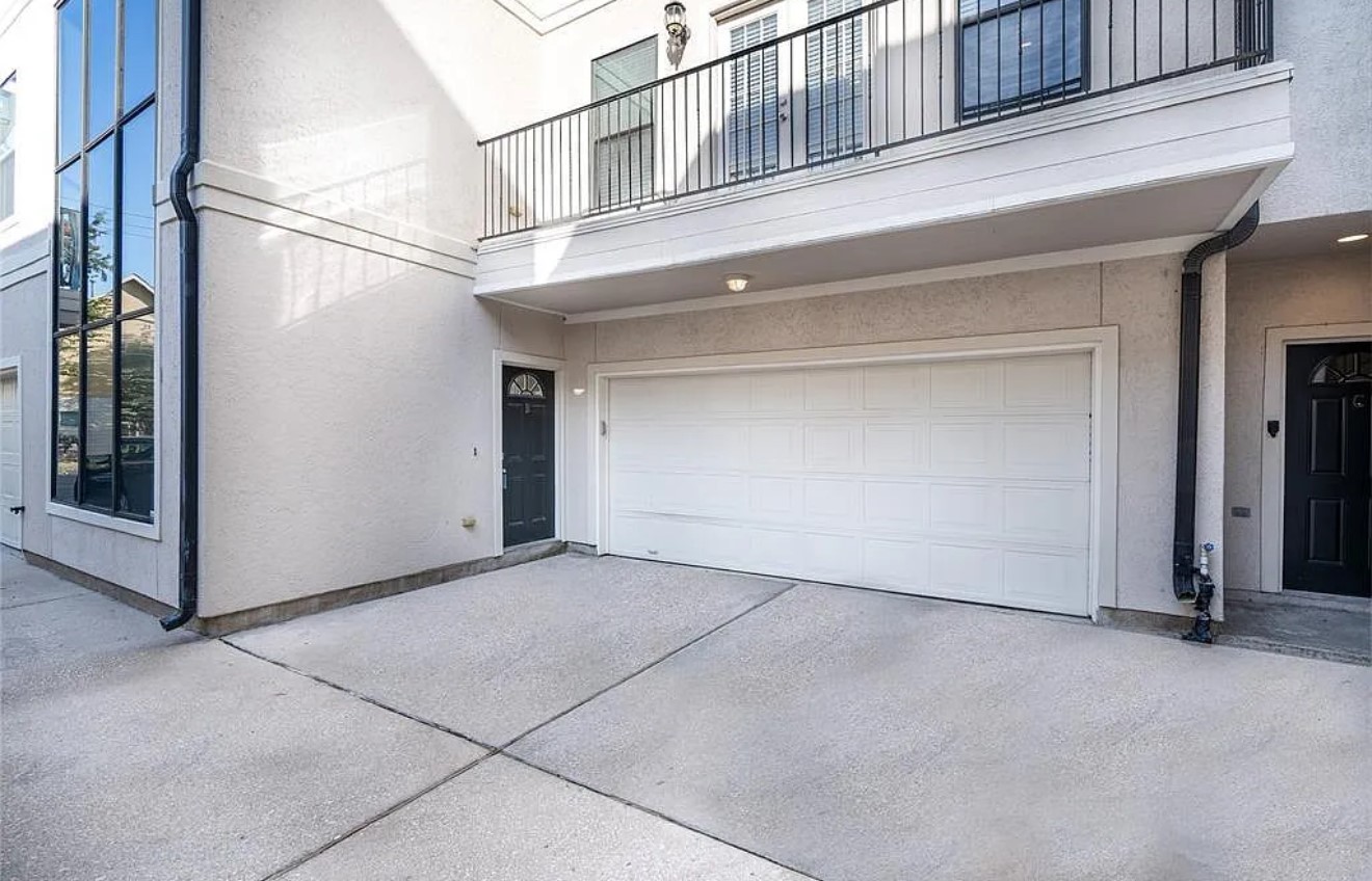 4413 Koehler Street B Houston TX 77007