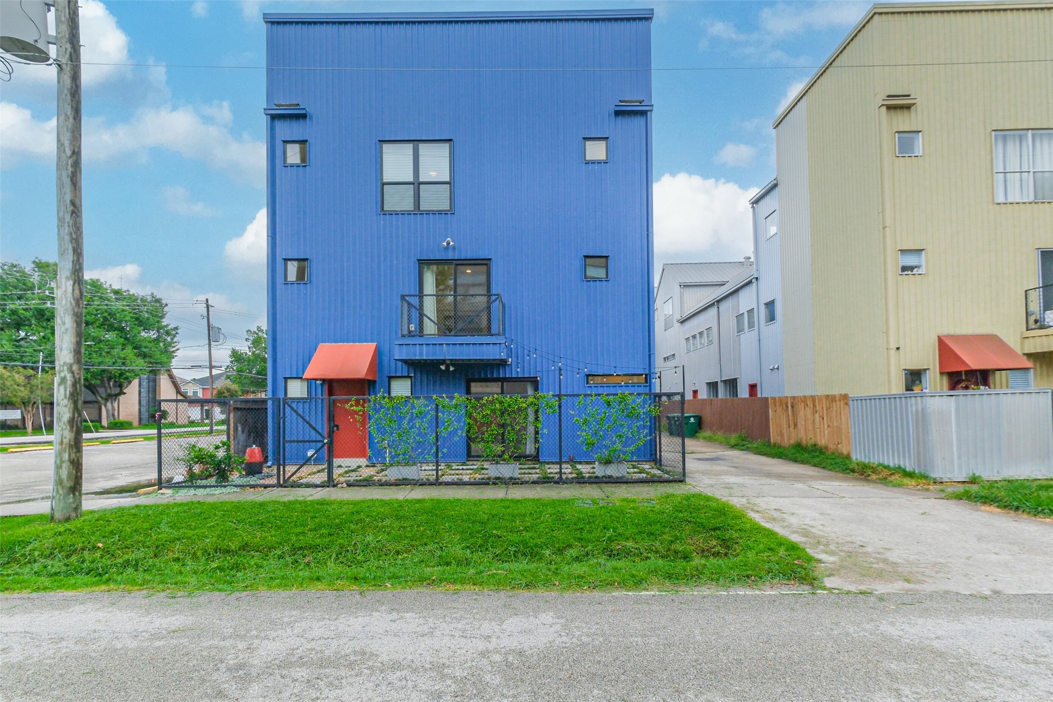 5105 Lillian Street Houston TX 77007