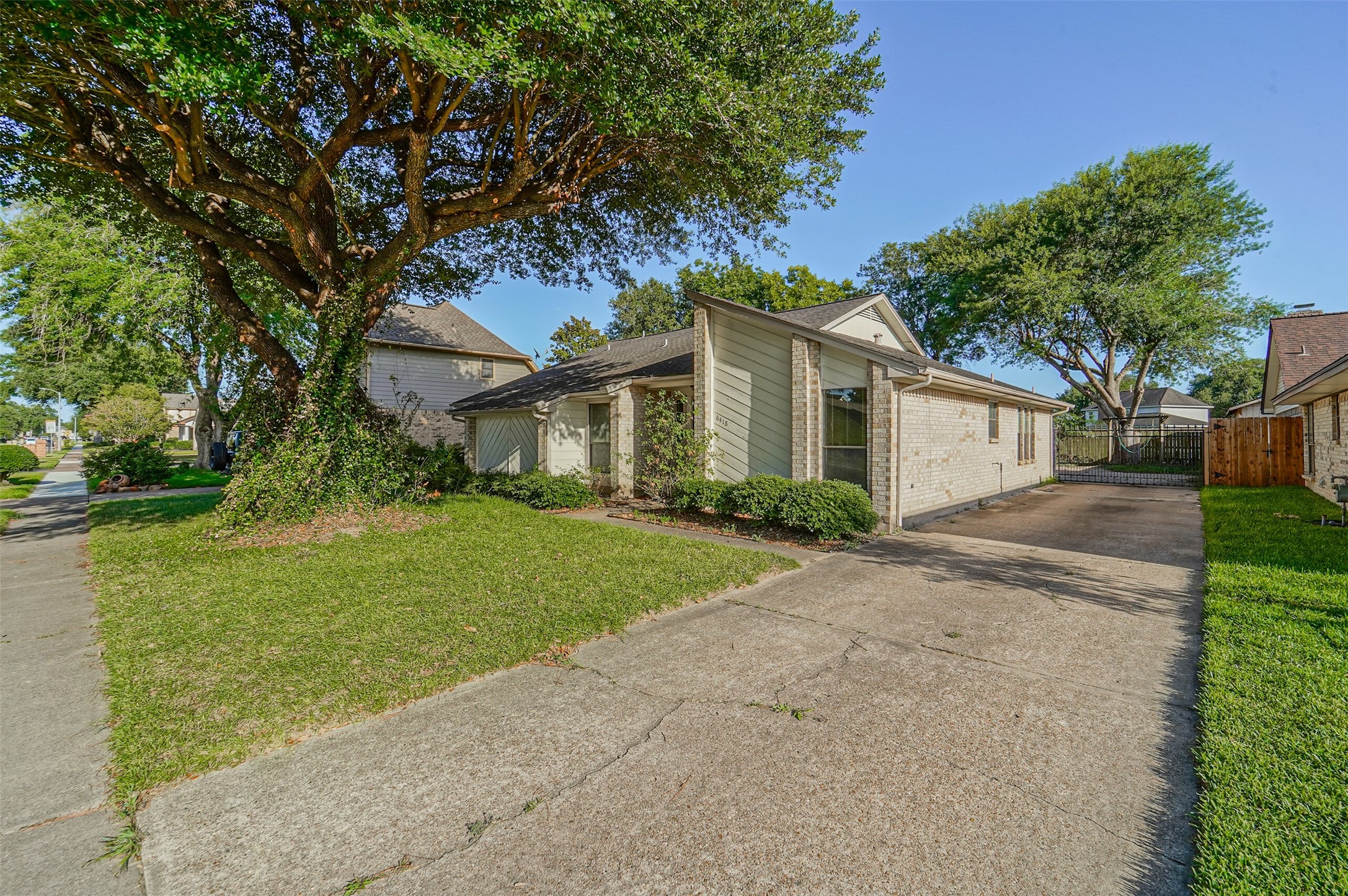 6418 Gleneagles Drive Pasadena TX 77505