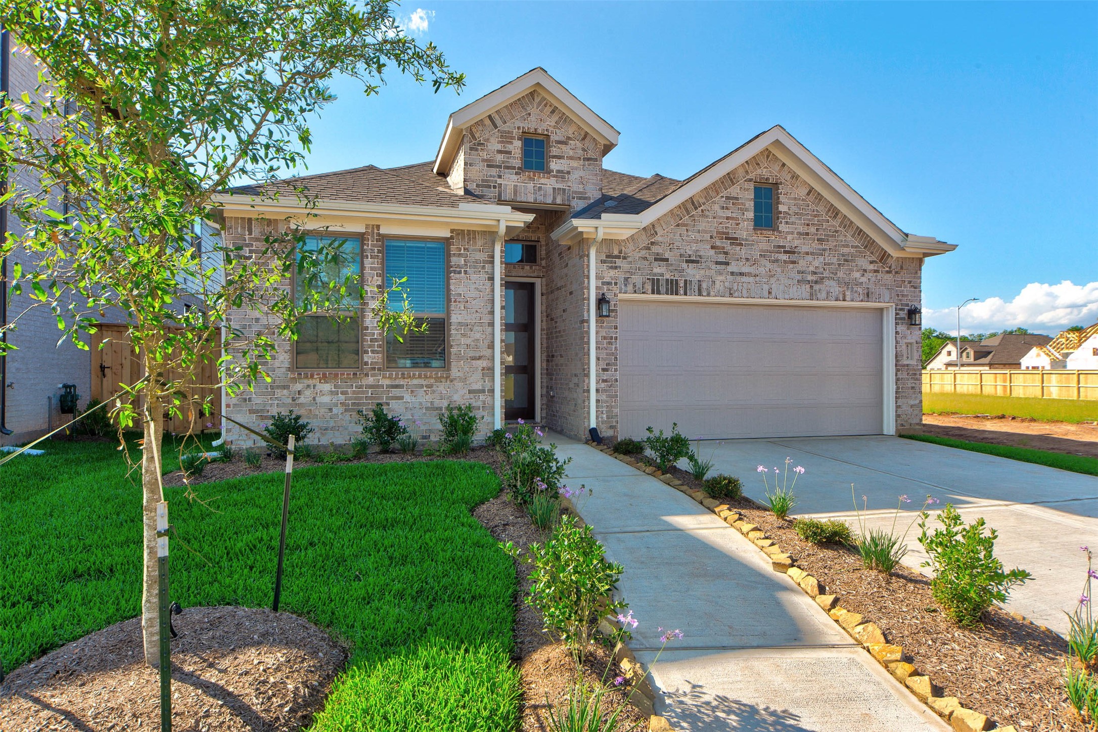 8739 Arbor Trail Drive Missouri City TX 77459