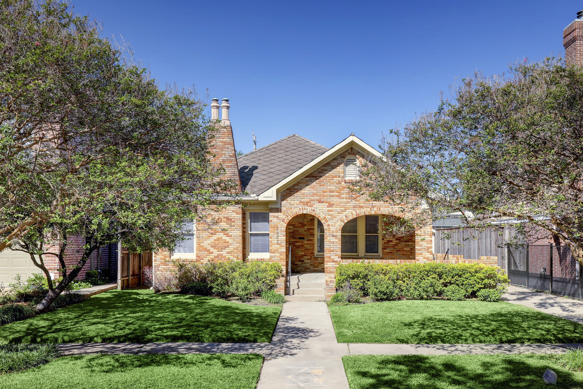 2032 Sul Ross Street Houston TX 77098