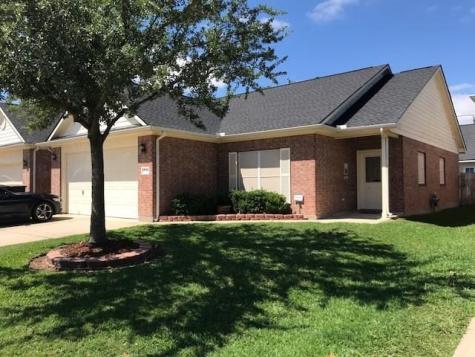 210 Elizabeth Lane Sealy TX 77474