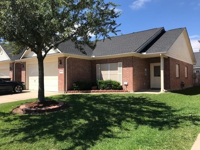 210 Elizabeth Lane Sealy TX 77474