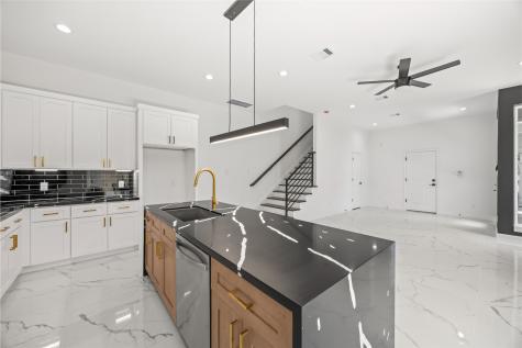 5110 Westover Unit B Street B Houston TX 77033