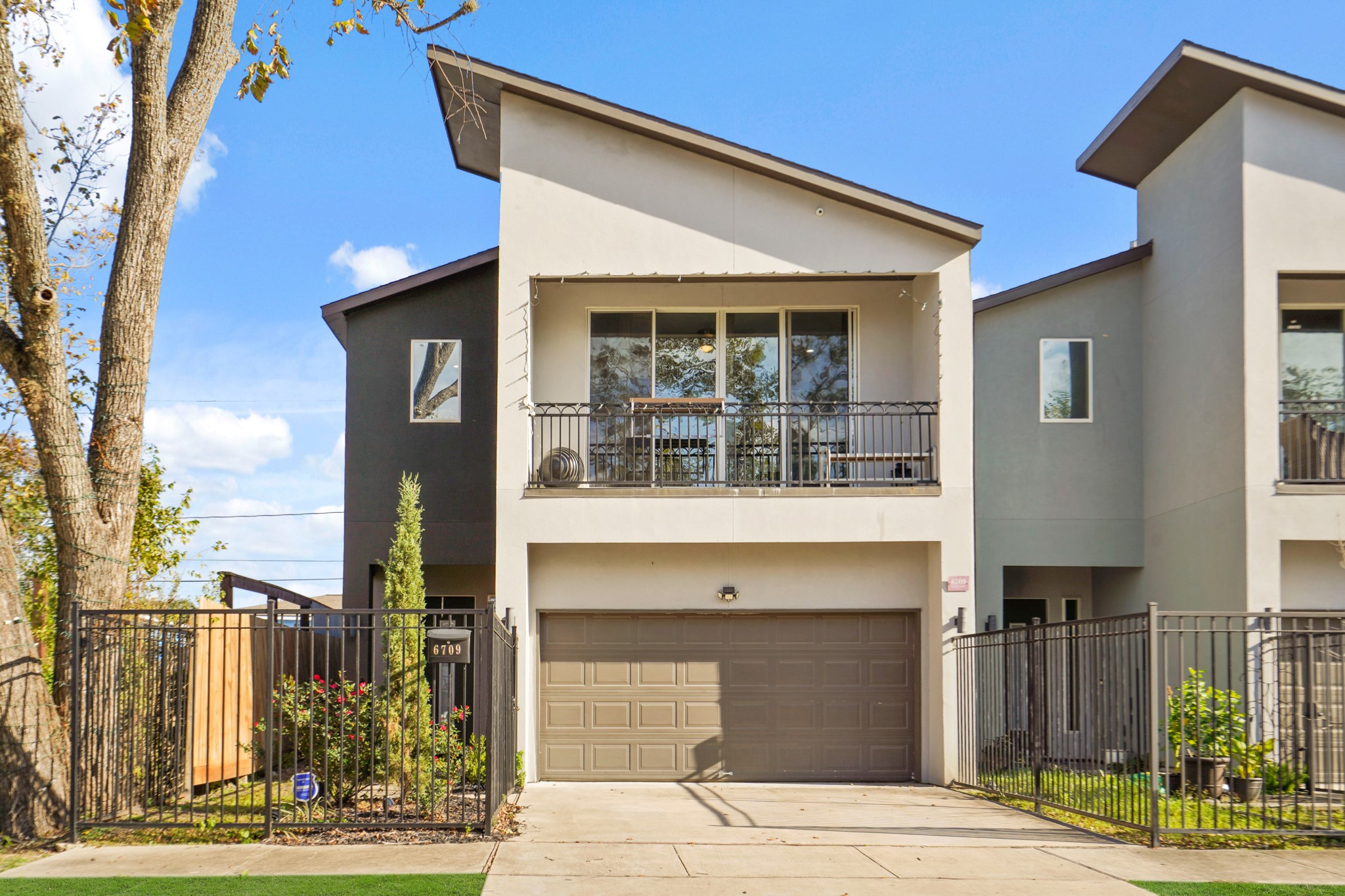6709 Del Rio Street Houston TX 77021