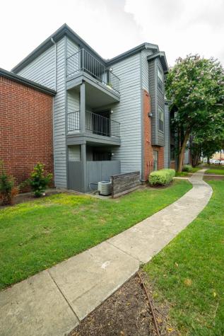 1400 Clarewood Drive San Marcos TX 78666