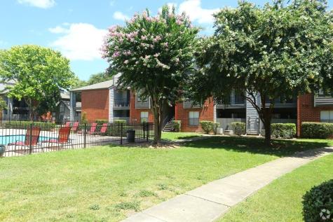 1400 Clarewood Drive San Marcos TX 78666