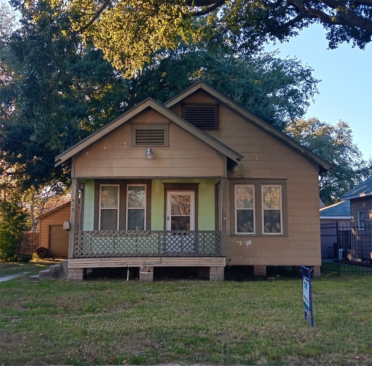 615 2nd Street N Texas City TX 77590
