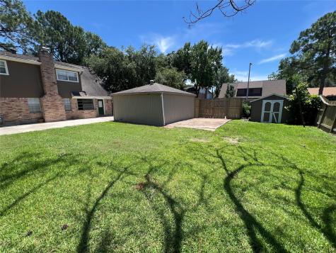 11914 Mulholland Drive Meadows Place TX 77477