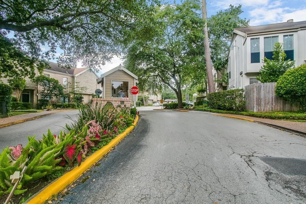 2100 Tanglewilde Street 537 Houston TX 77063