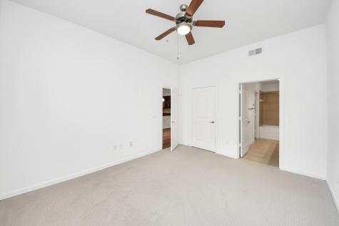 6363 San Felipe Street 355 Houston TX 77057