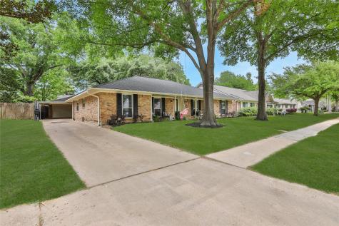1028 Cheshire Lane Houston TX 77018