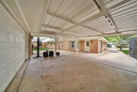1028 Cheshire Lane Houston TX 77018