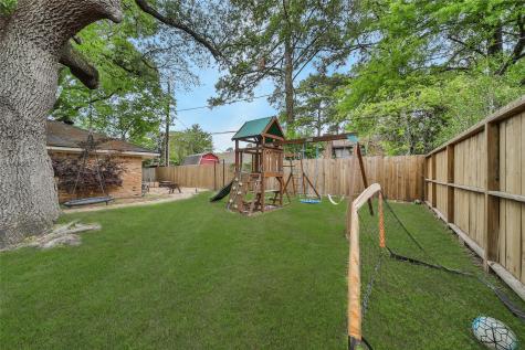 1028 Cheshire Lane Houston TX 77018