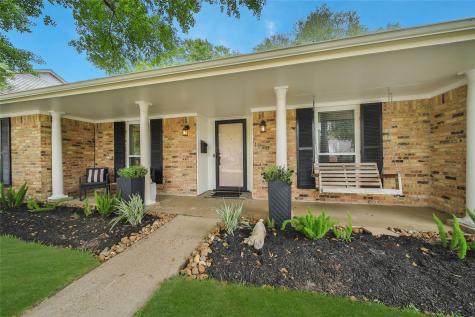 1028 Cheshire Lane Houston TX 77018