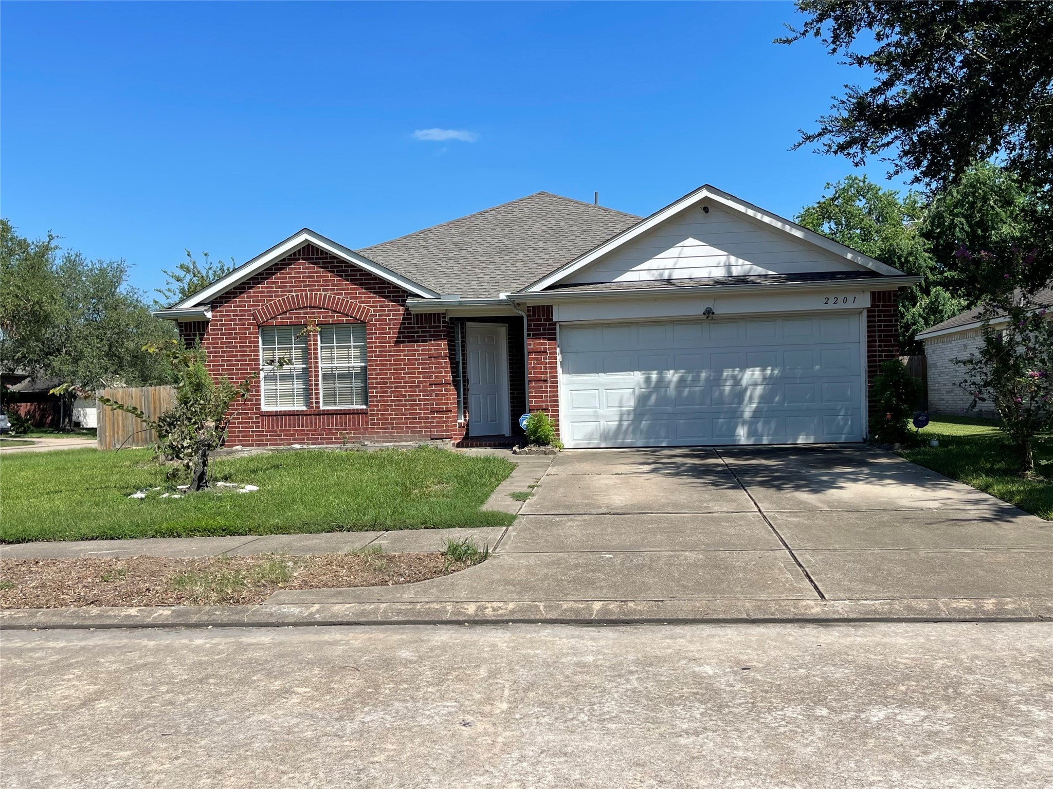 2201 Land Street Pearland TX 77584