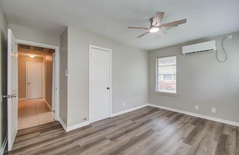3620 Easy Street Houston TX 77026