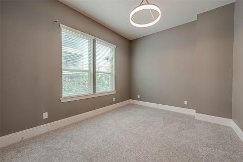 1219 Creekside Acres Court Houston TX 77008