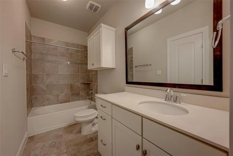 1219 Creekside Acres Court Houston TX 77008