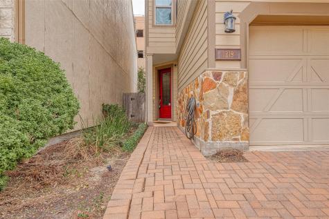 1219 Creekside Acres Court Houston TX 77008