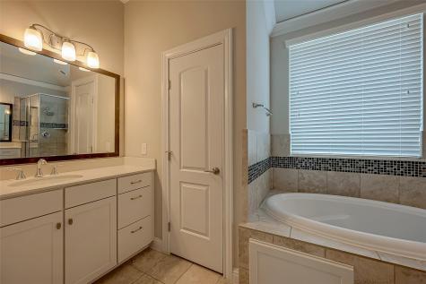 1219 Creekside Acres Court Houston TX 77008