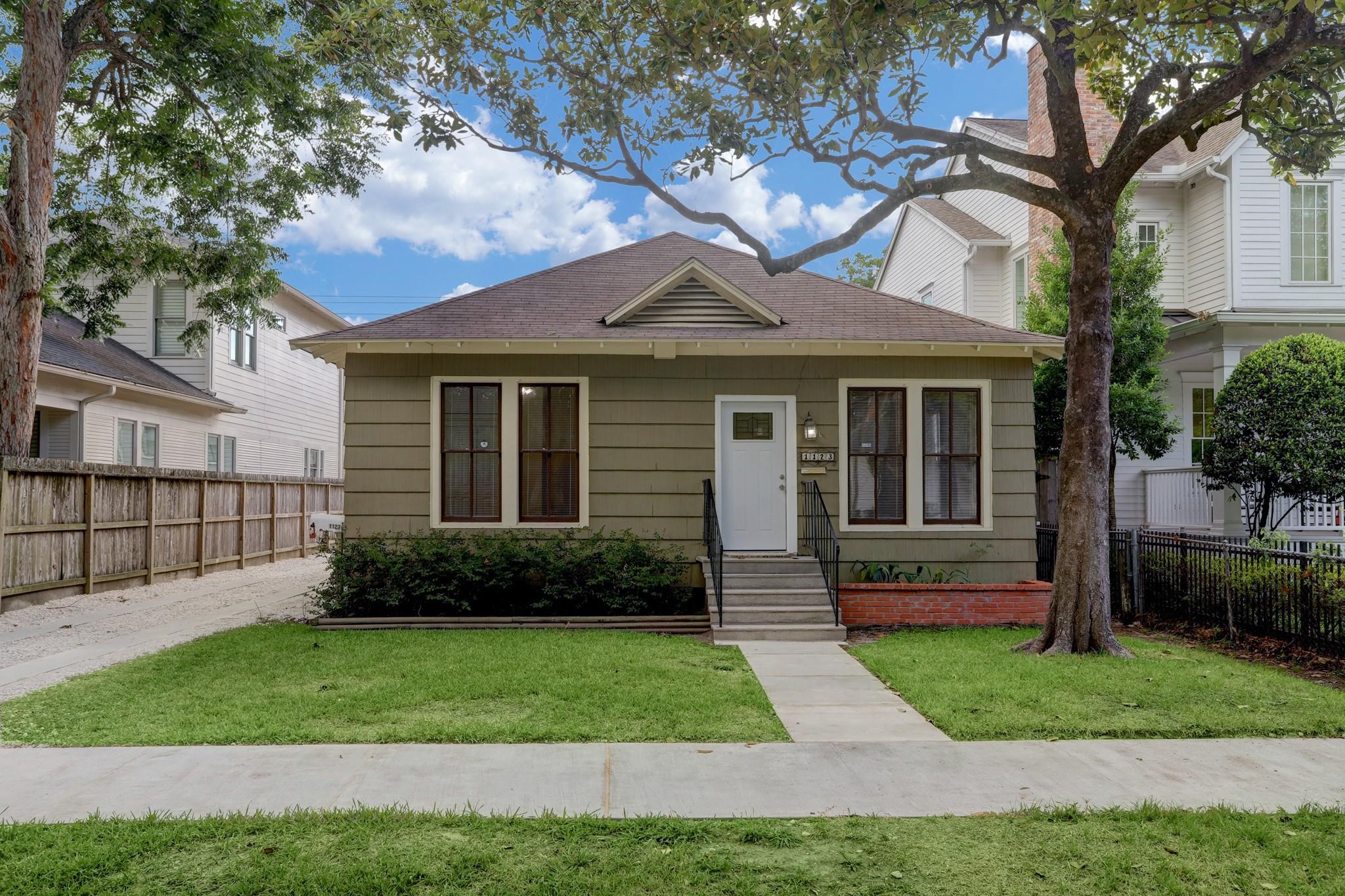 1123 Arlington Street Houston TX 77008