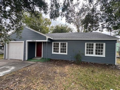 7343 Forrestal Street Houston TX 77033
