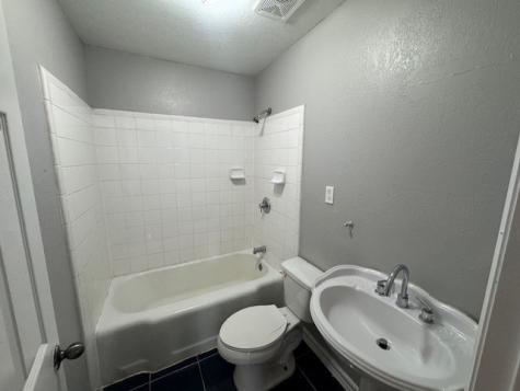 7343 Forrestal Street Houston TX 77033