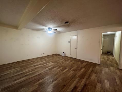 5710 Meadow Creek Lane Houston TX 77017