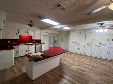 5710 Meadow Creek Lane Houston TX 77017
