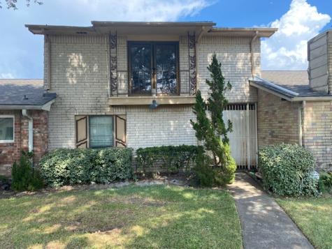 12821 Clarewood Drive Houston TX 77072