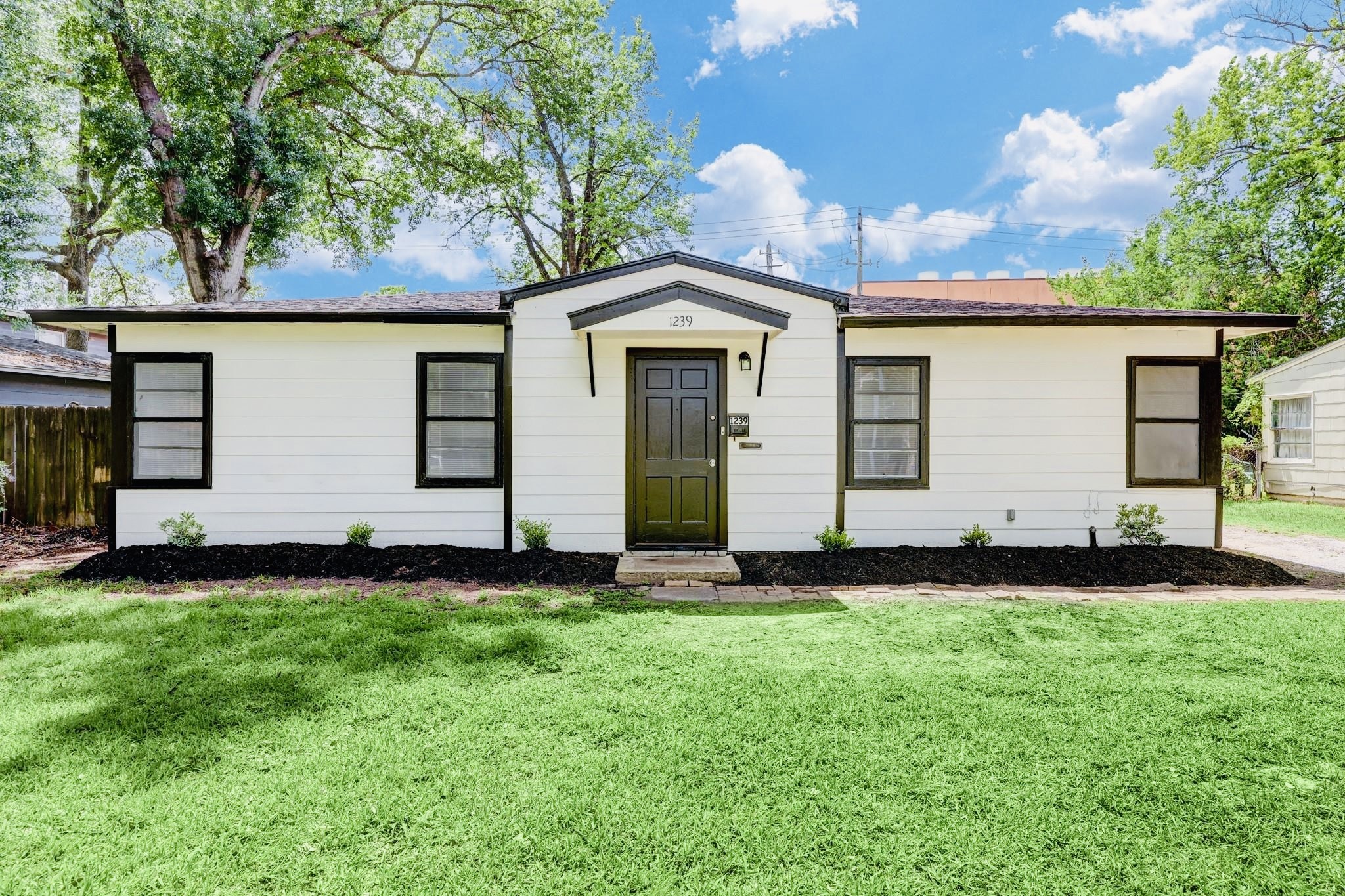 1239 Overhill Street Houston TX 77018