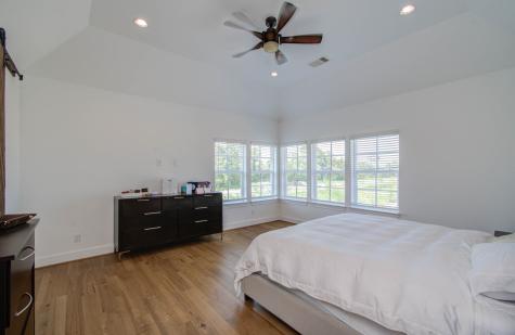6002 Cottage Grove Lake Drive Houston TX 77007