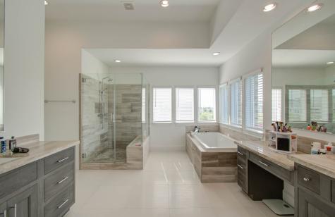 6002 Cottage Grove Lake Drive Houston TX 77007