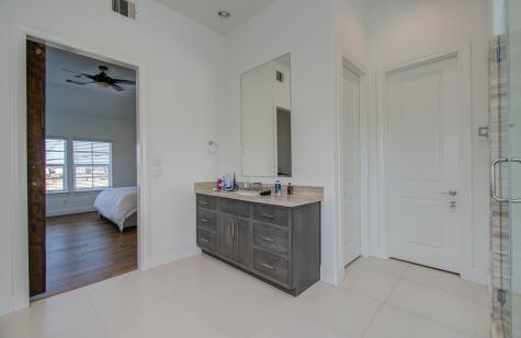 6002 Cottage Grove Lake Drive Houston TX 77007