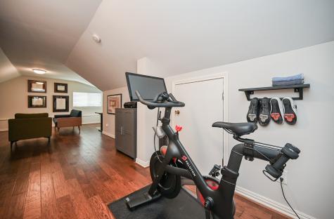 1027 W 41st Street Houston TX 77018