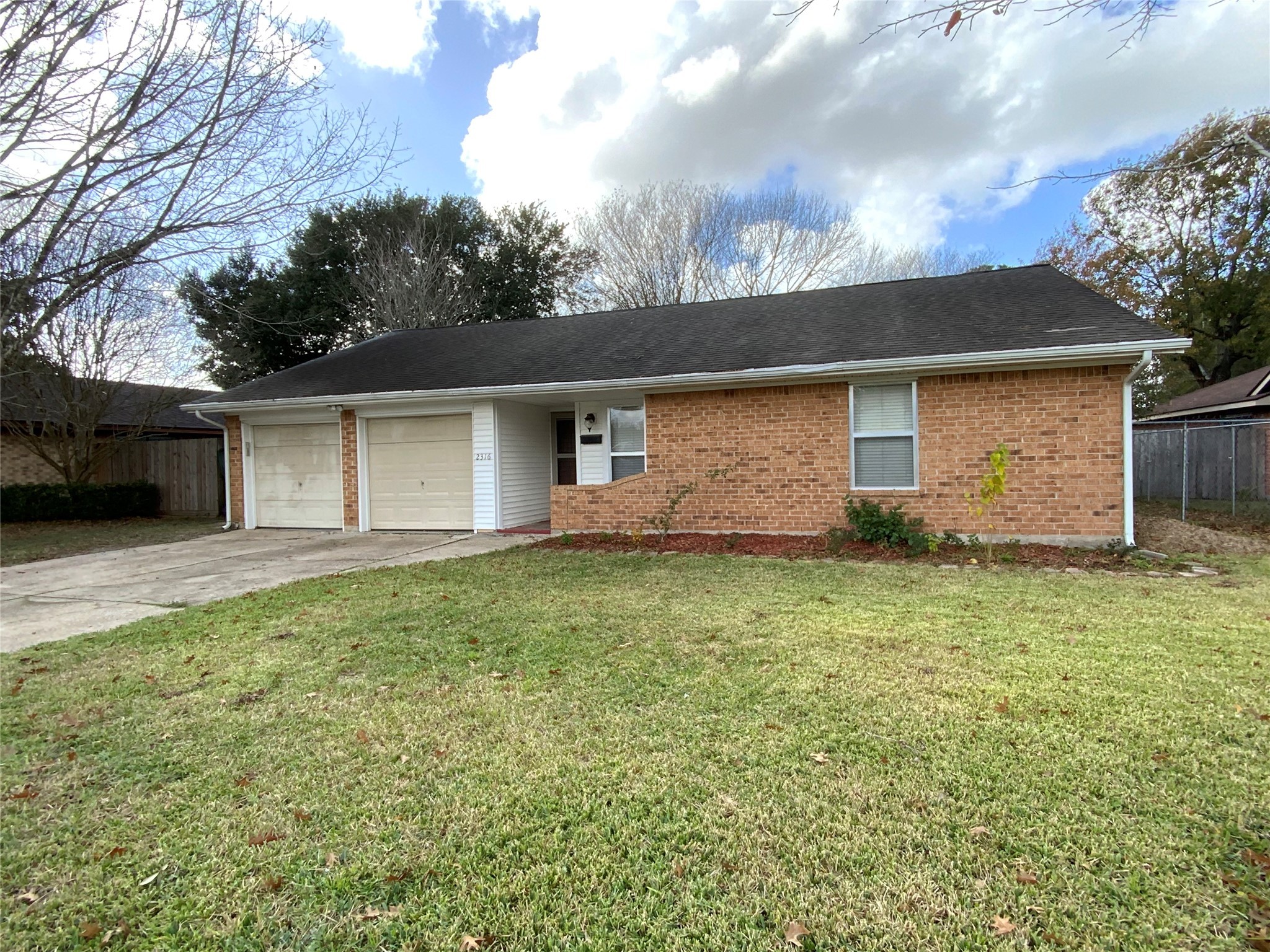 2316 Cedar Street Pearland TX 77581