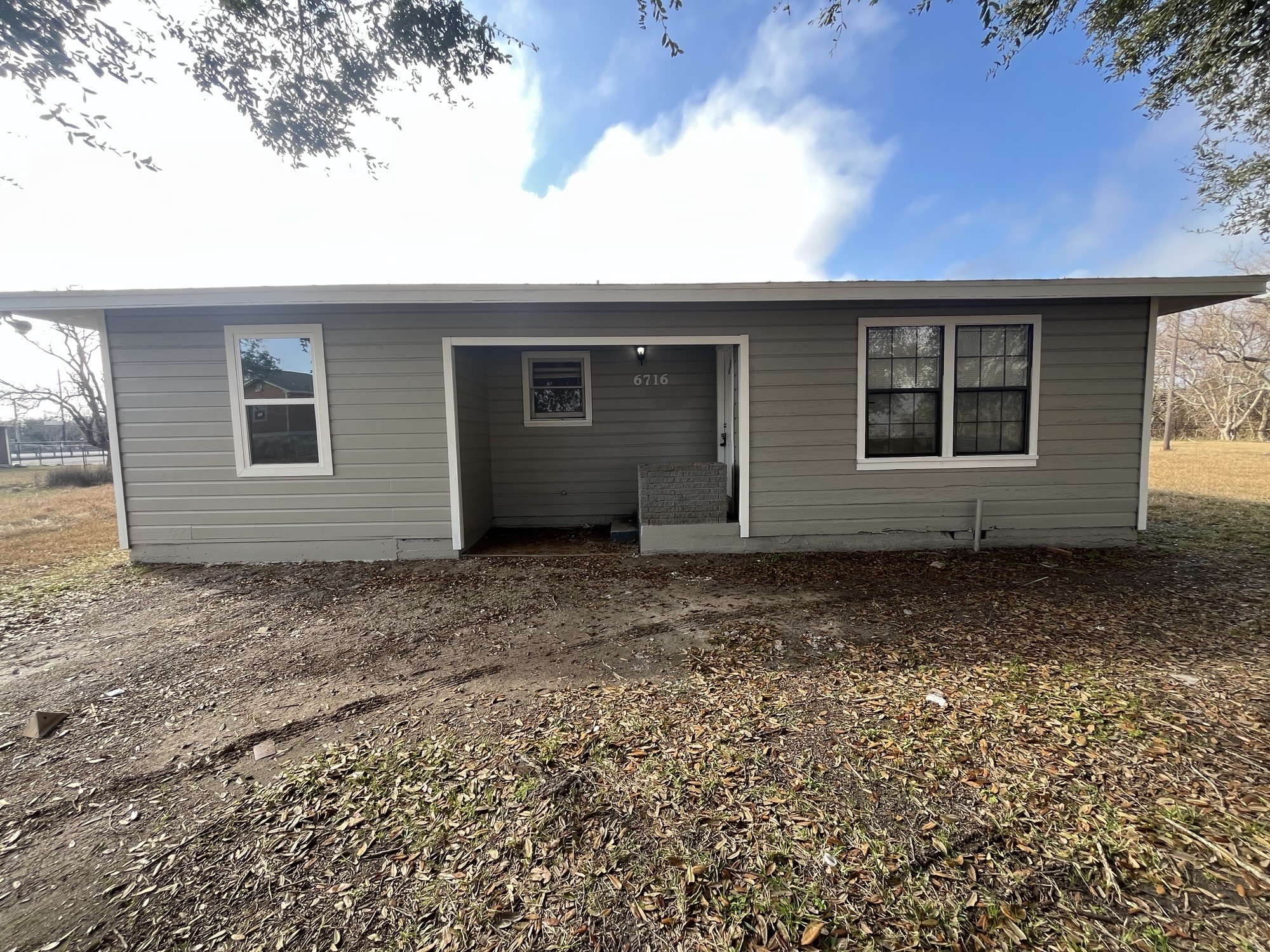 6716 Lincoln Drive Hitchcock TX 77563