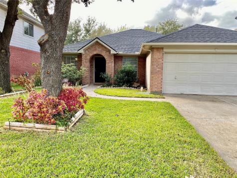 11810 Balmorhea Lane Sugar Land TX 77498
