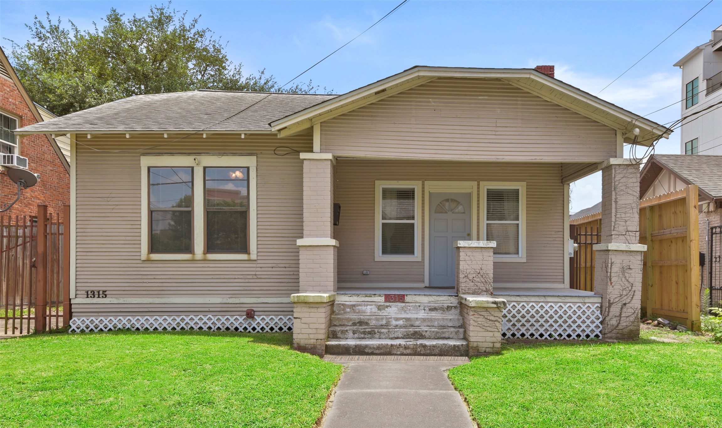 1315 Peden Street Houston TX 77006